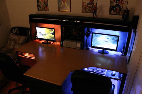 Cool Computer Setups And Gaming Setups Video Game Rooms Home Office Computer Desk Diy