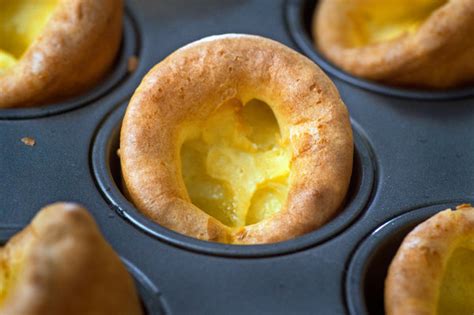 Crispy Jamie Oliver Yorkshire Pudding Recipe Thefoodxp