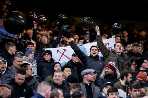 West Ham Fans Turn On Each Other Over Being Fickle But Must Remember