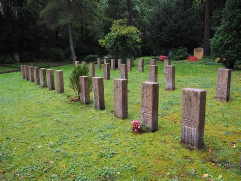 Free Images : headstone, tomb, past, resting place, soldiers graves