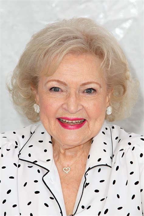 Betty White Bounces Back With A New Animal Show Closer Weekly