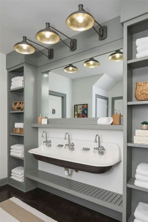 These 62 unexpected room colors and stunning color combinations will breathe some excitement the dining room's robin's egg strié was inspired by the painted rooms of historic drayton hall. 46 Paint Colors Farmhouse Bathroom Ideas | Bathroom ...