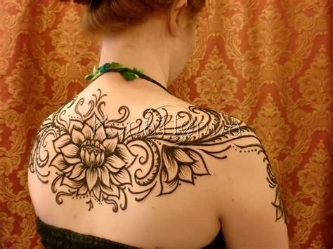 33 Best Henna Lotus Tattoos And Designs