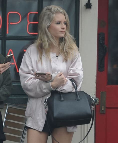 Lottie Moss Poses For Half Naked Selfie As She Shows Off New Tattoo To