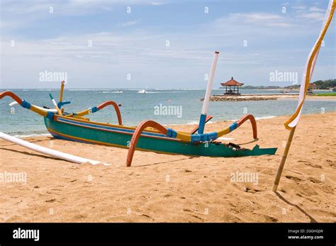 Traditional Catamaran Boat On The Beach Stock Photo Alamy