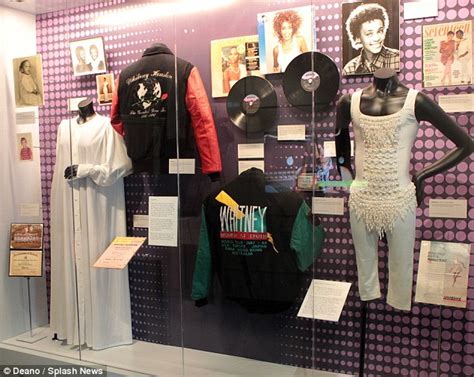 Whitney Houston Exhibition Opens At Las Grammy Museum Daily Mail Online