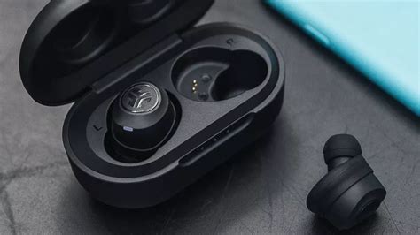 The Best Cheap Wireless Earbuds In 2021 Toms Guide