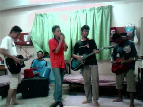 Bila, aku sudah tiada simpan semua lagu ku jangan di tangis selalu. Hujan - Bila Aku Sudah Tiada (live cover KMPh) - YouTube