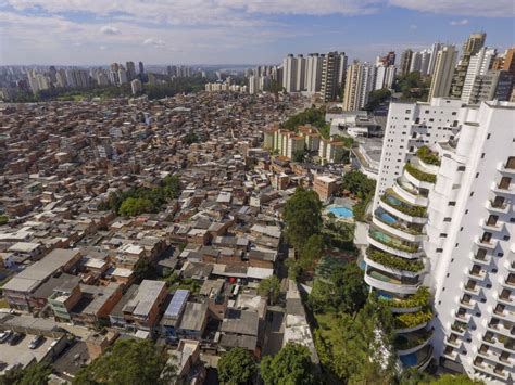 Os Impactos Socioeconômicos Da Gentrificação No Brasil Do Século 21