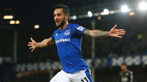 Everton Theo Walcott Never A Good Time To Face Manchester United Espn
