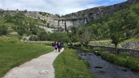 Malham Cove 2020 All You Need To Know Before You Go With Photos