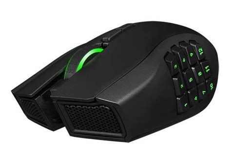 Razer Naga Epic Chroma Wireless Gaming Mouse Boasts