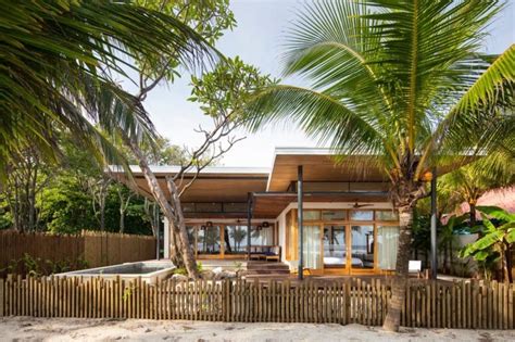 Stunning Costa Rican Beach Home Uses Passive Features To Stay Cool
