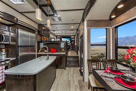 6 Top Travel Trailers And Fifth Wheels For 2019 Toy Hauler 5th