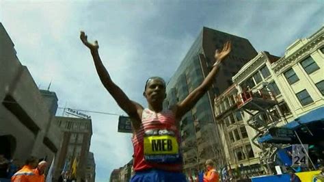 Boston Reclaims Its Marathon With 36000 Strong Field Abc News
