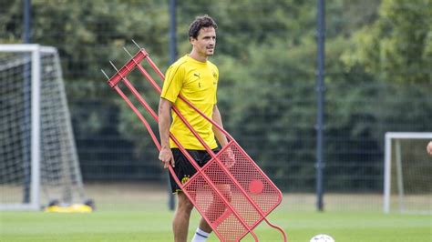 Borussia dortmund spieler bvb bilder bvb fußball borrusia dortmund deutsche bundesliga bvb echte liebe fussball verein deutschland. "Heimlicher Chef beim BVB wird Delaney werden"