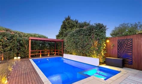 Looking for waverley painting services? Glen Waverley-External Painting - Stavros Painting ...