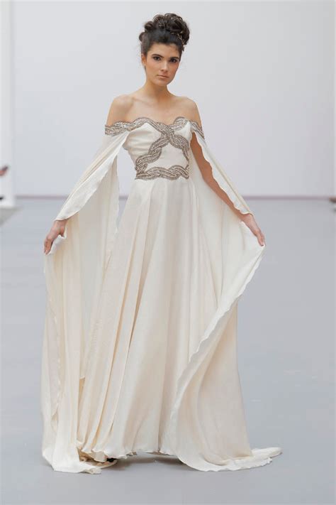 Unsere vintage hochzeitskleider sind super schmeichelhaft und betonen ihre figur mit klassischer und zeitloser anmut. Wie Brautkleider im Vintage-Stil Ihr Herz im Sturm erobern ...