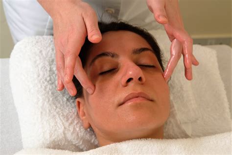 Natural Face Lift Massage Mscm