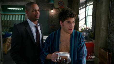 AusCAPS Adam Pally And Zachary Knighton Shirtless In Happy Endings Why Can T You Read Me