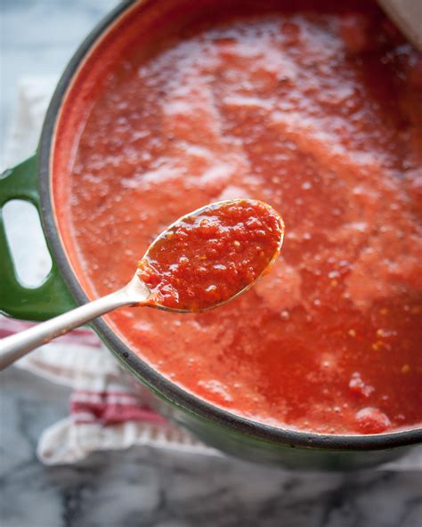 Big batches of tomato sauce and tomato paste come in very handy all year long. How To Make Tomato Sauce with Fresh Tomatoes | Kitchn