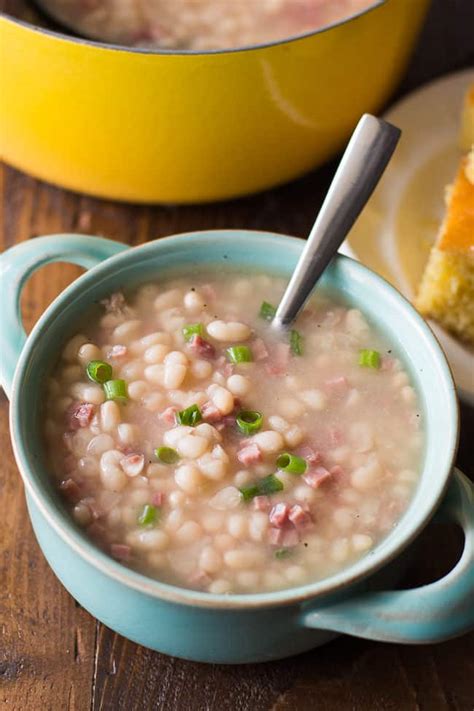 Water, medium carrots, dried navy beans, salt, freshly ground black pepper and 4 more. Navy Bean Soup with Ham Recipe - Old Fashioned Bean Soup