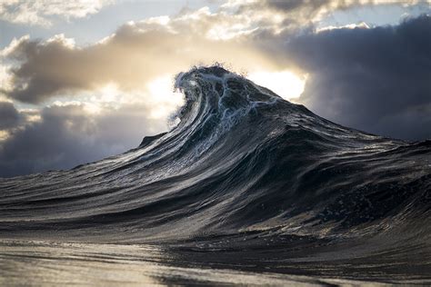 Gorgeous Close Up Photos Of Ocean Waves By Photographer Ray Collins