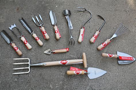 Sneeboer & Zn Garden Tools | Detroit Garden Works