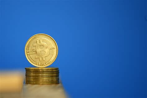 I expect demand to surge and see bitcoin prices hitting at least $70,000 by. Robin Hood Hacker Donates $11,000 of Stolen Bitcoin to ...