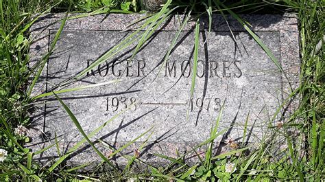 Roger Dwight Moores Find A Grave Memorial