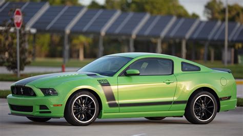 A very intelligent young man arrives in mumbai and becomes a mafia don. 2013 Ford Mustang Boss 302
