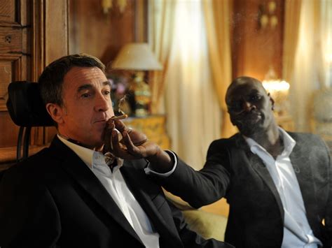 I due rappresentano due universi opposti che però troveranno un punto di incontro tanto da instaurare un legame di profonda amicizia. Locandina di: Quasi Amici - Foto, scene, backstage ...