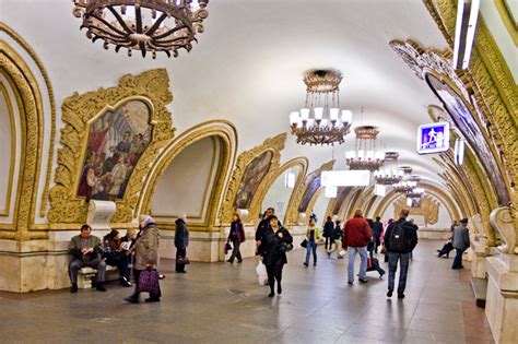 The Moscow Metro Has Some Beautiful Stations Twistedsifter