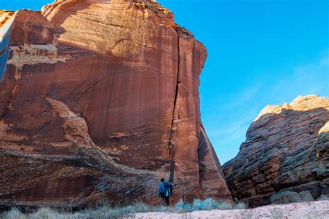 Buckskin gulch overview, tours, guide list, itinerary, gear list, photo gallery, climbers, climbing costs and trip reports. Buckskin Gulch Hike - Paria Canyon-Vermilion Cliffs Wilderness - hiking in Utah