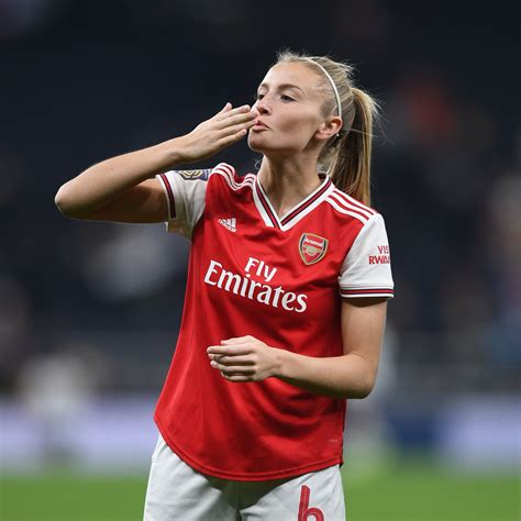 Arsenal Women On Twitter Arsenal Ladies Female Soccer Players Soccer Girl