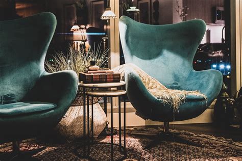 Of armchair critics and neo-liberal democracies – The ArmChair Journal