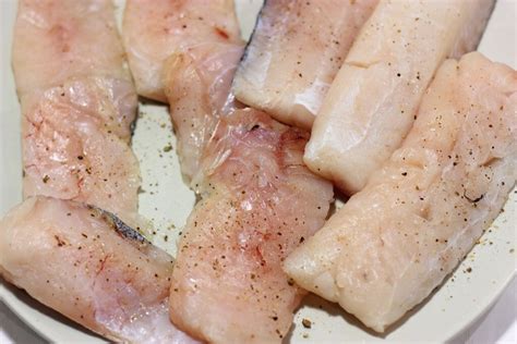 De esa manera, se garantiza que esté en buenas condiciones. Merluza en salsa verde con sidra, receta paso a paso