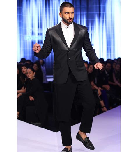 Actor ranveer singh, who can carry any ensemble with absolute panache, says he stopped fearing being judged for his fashion statement after he started doing what he really felt like doing. Ranveer, Saif and other stylish men this week | GQ India ...