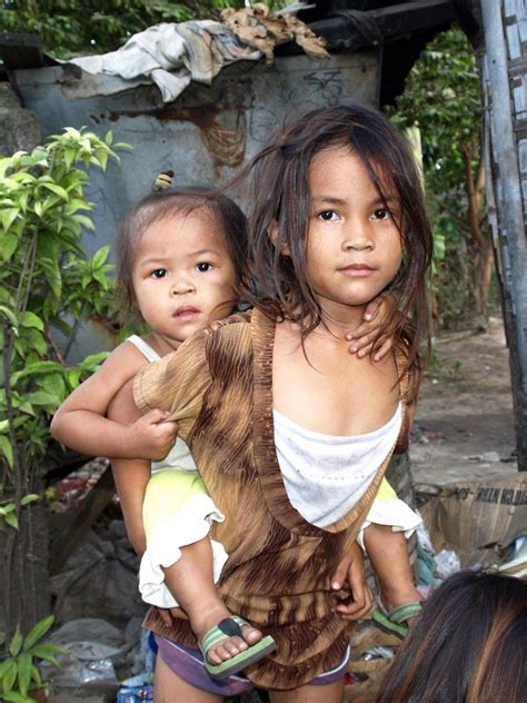 Philippines Girl Poverty Telegraph