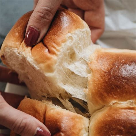 Amazingly soft, light & fluffy. Easy Milk Bread Rolls | Soft buns recipe, Super soft bread ...
