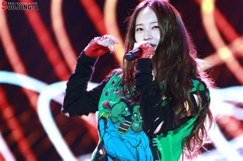 7 hair colors krystal borrowed from a rainbow f(x) sulli. f(x) Krystal Jung | Krystal jung, Krystal, Hair styles