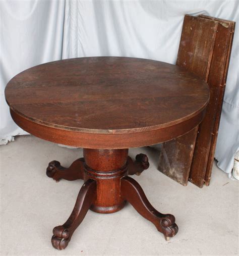 Bargain Johns Antiques Antique Round Quarter Sawn Oak Dining Table