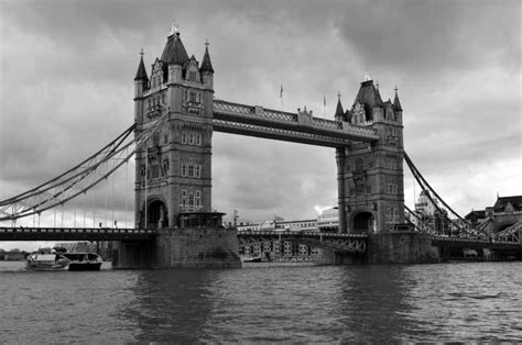 Photo Tour London In Black And White