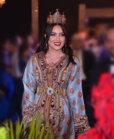 Pin by Mary on عروس مغربية .. | Moroccan dress, Moroccan ...