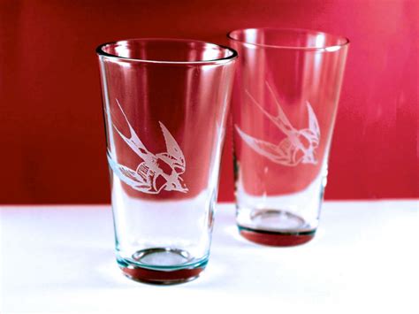 1 Swallow Bird Etched Pint Glass Etsy