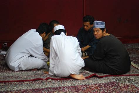 Renew roadtax & insurans kereta dengan bijak. persatuan pelajar malaysia makkah: usrah mingguan ppm