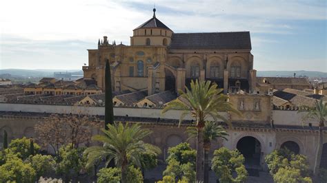 Cordoba apartments are more than just luxury living—they're the best way to experience the valley of the sun. Mezquita Catedral de Córdoba - Viajeros por el Mundo