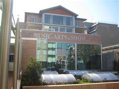 20 Anni Di Mas Music Arts And Show Laccademia Per Lo Spettacolo Di