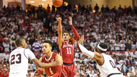 Rayford trae young (born september 19, 1998) is an american professional basketball player for the atlanta hawks of the national basketball association (nba). Trae Young: Sooners star freshman enters draft - Sports ...