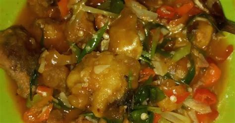 Olahan lele tradisional mungkin sudah biasa dinikmati. Resep Lele goreng tepung saus asam manis pedas oleh Elis Alawiyah - Cookpad